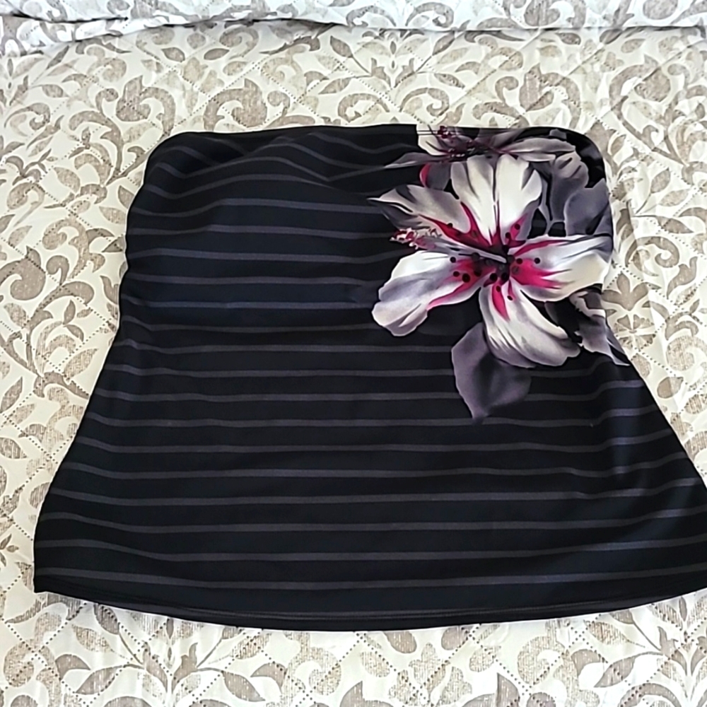 Women Tankini Black Strapless size M - TOP only